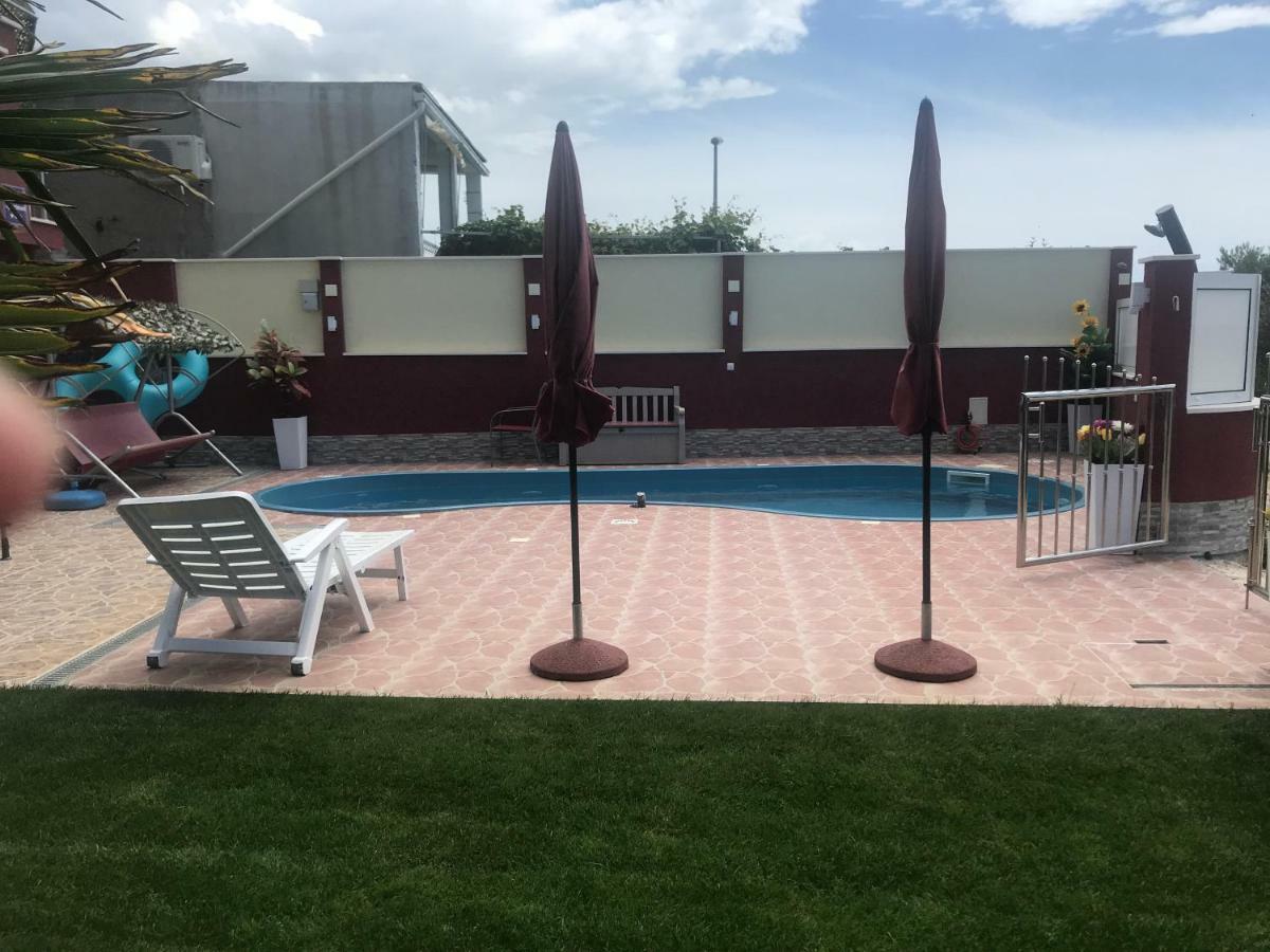 רוגוזניצה Apartments Villa Stella Maris מראה חיצוני תמונה